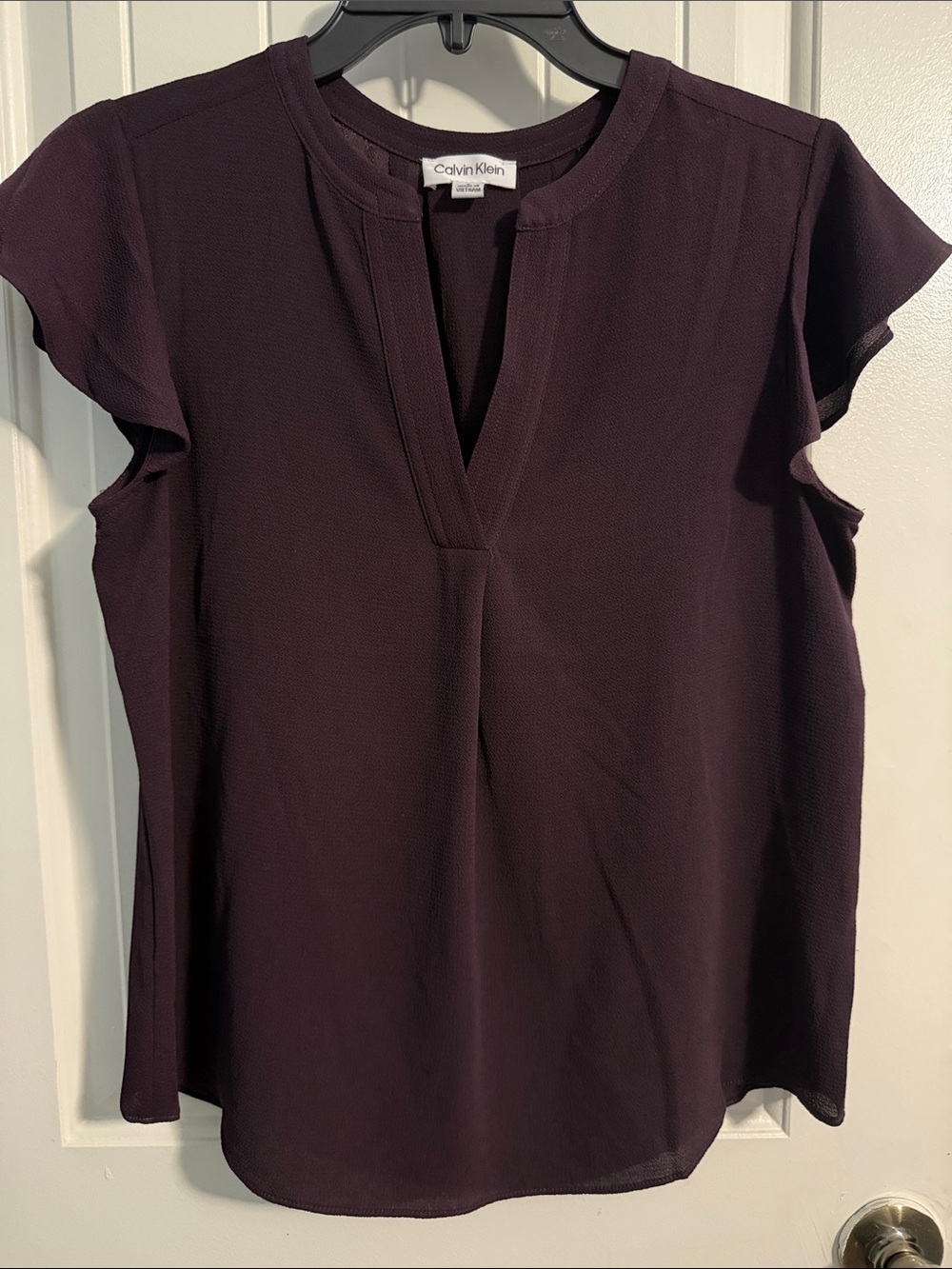 Calvin Klein Deep Plum V-Notch Flutter Sleeve Top